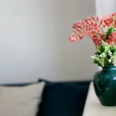 Rooms4less Проживание в семье